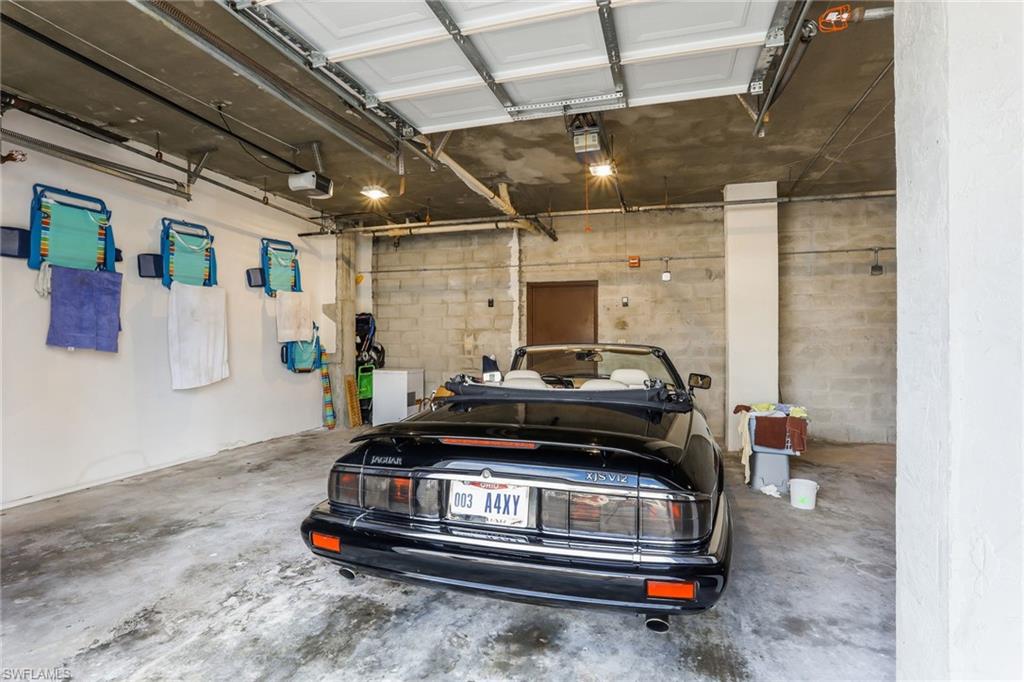 VANDERBILT BAY - Residential