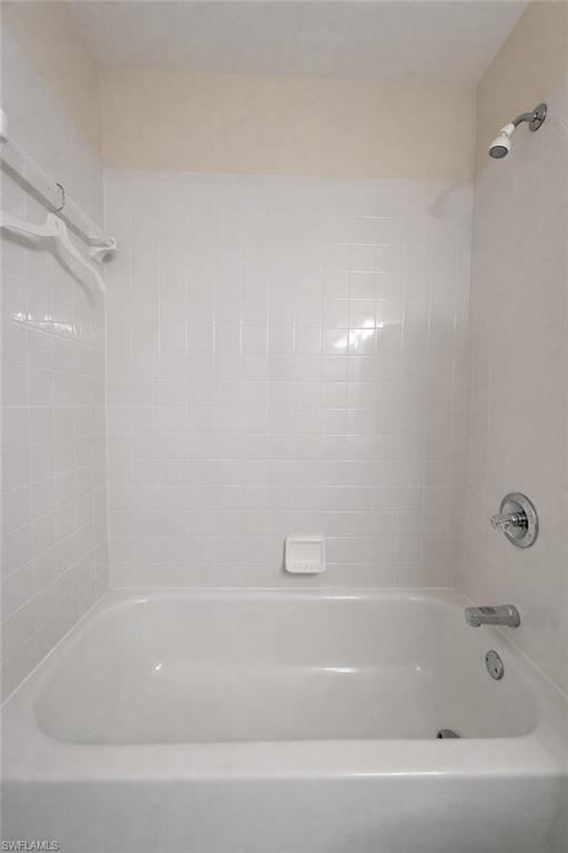 SOUTHPARK WOODS CONDO - Residential Lease