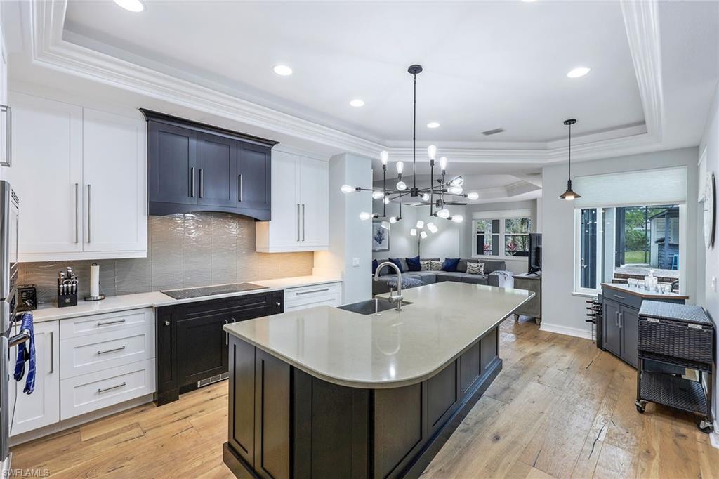 OAKES ESTATES - Residential