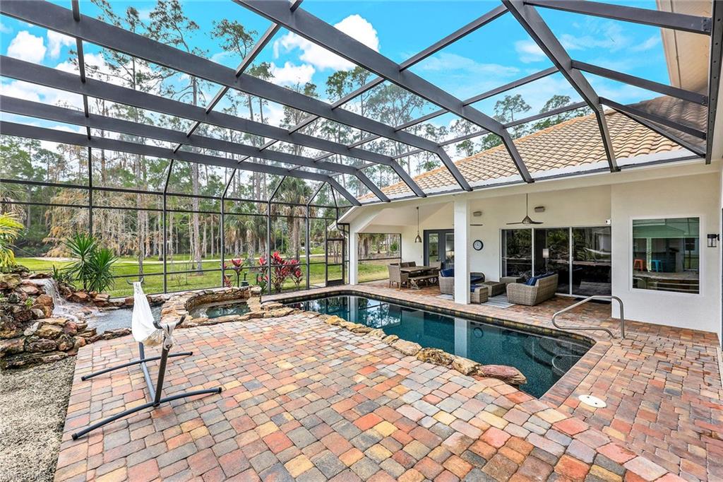 OAKES ESTATES - Residential