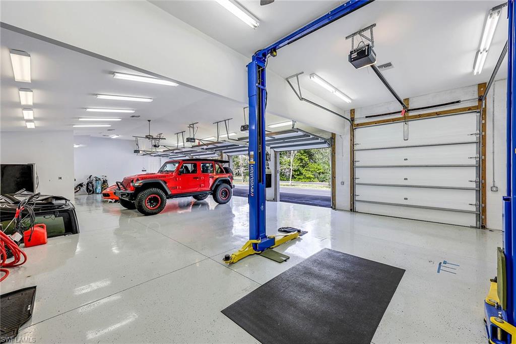 OAKES ESTATES - Residential