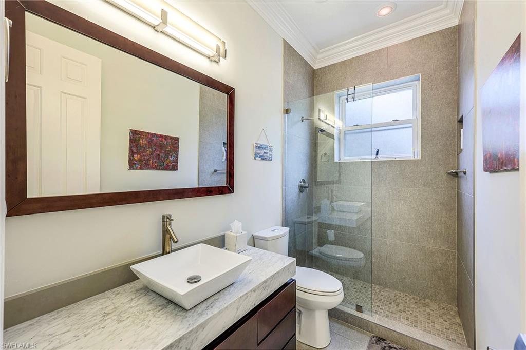 OAKES ESTATES - Residential