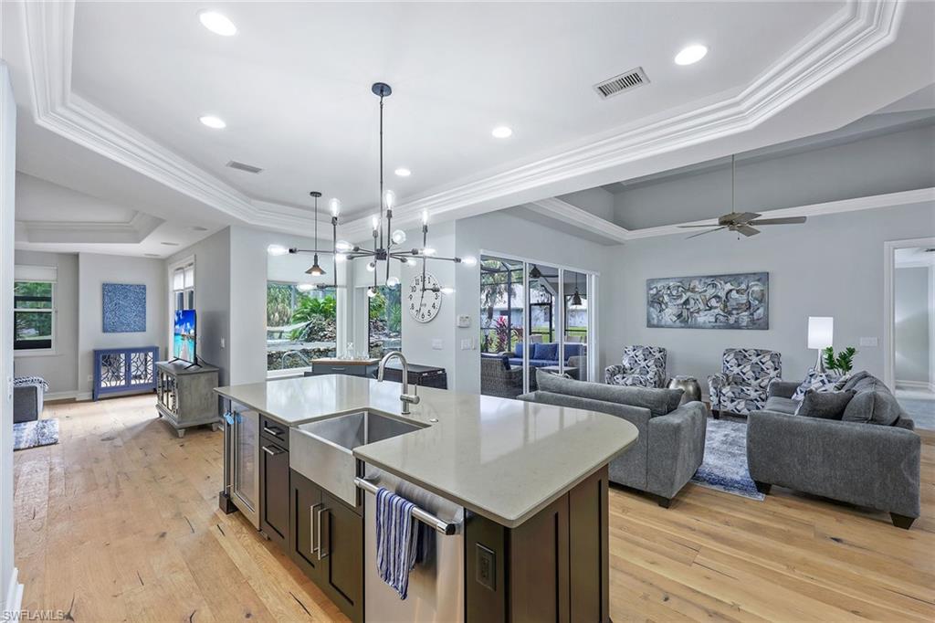 OAKES ESTATES - Residential