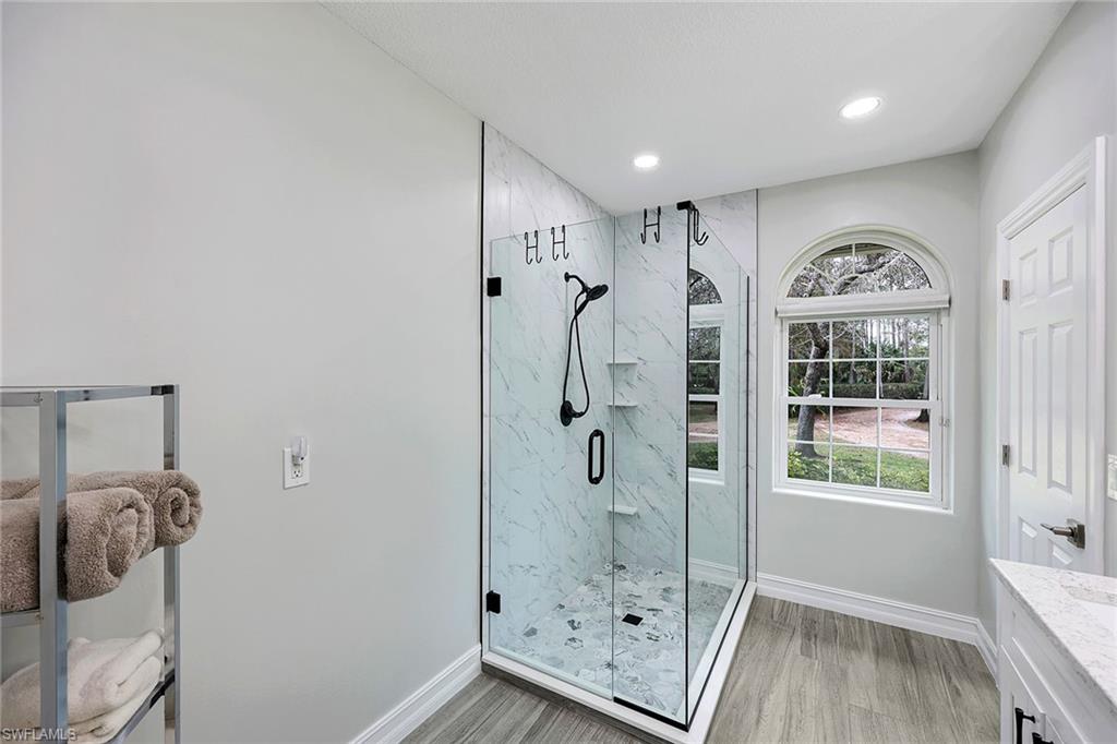 OAKES ESTATES - Residential