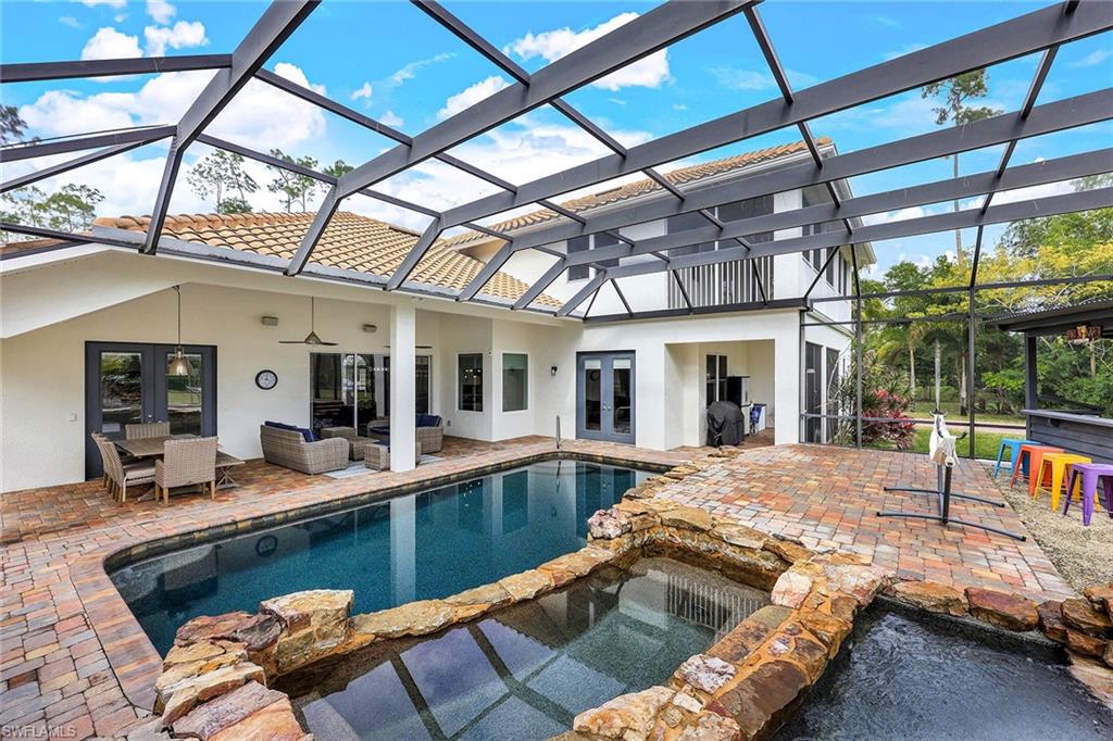 OAKES ESTATES - Residential