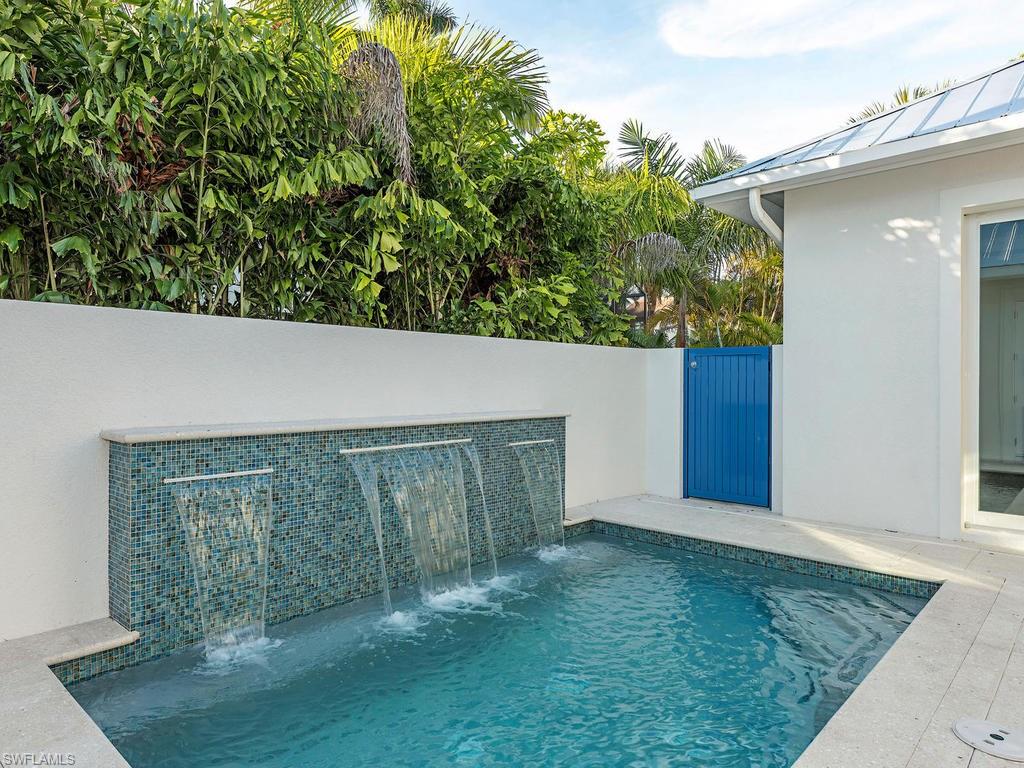 KONA KOVE - Residential