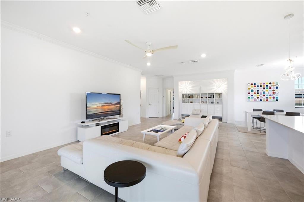 2352 Anguilla DR 201