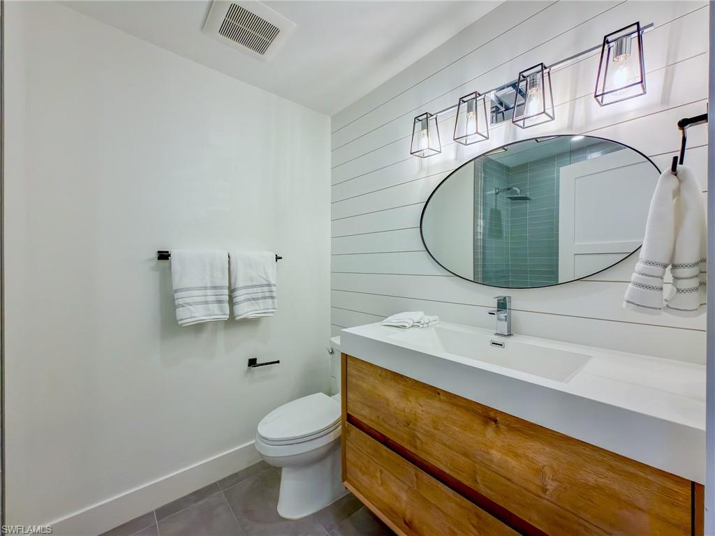 AMBASSADOR CLUB - Residential Lease