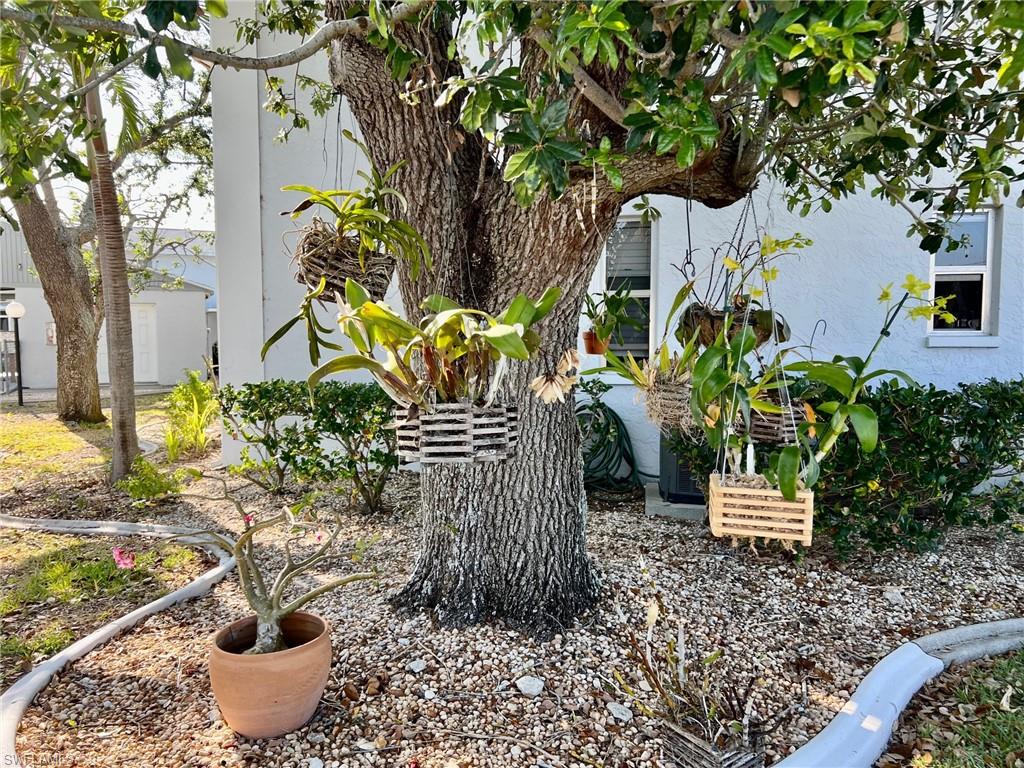 PARKWAY VILLAGE - Residential Lease