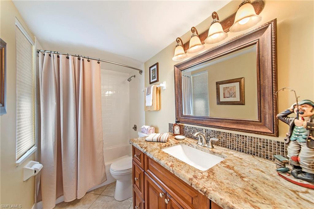 GLADES COUNTRY CLUB - Residential