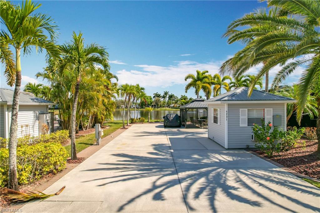 5731 Cypresswoods Resort DR