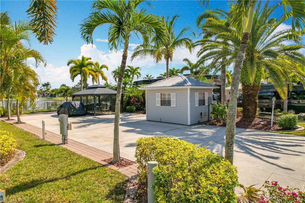 5731 Cypresswoods Resort DR