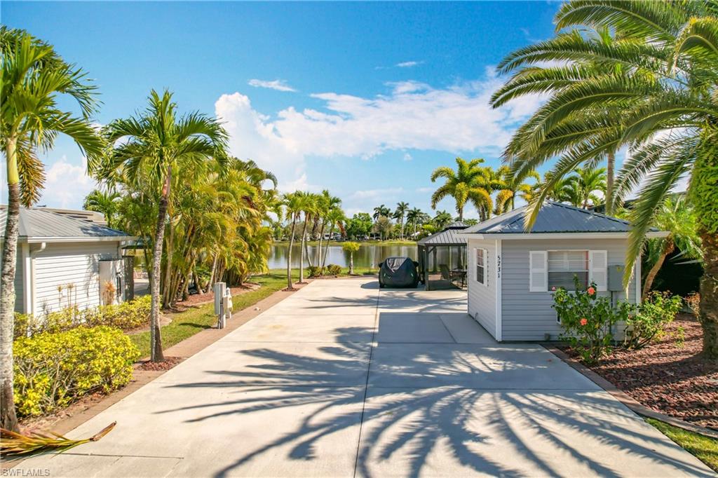 5731 Cypresswoods Resort DR