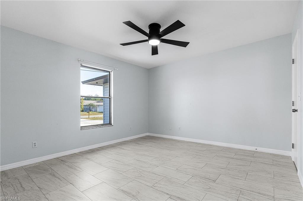 SAN CARLOS PARK - Residential