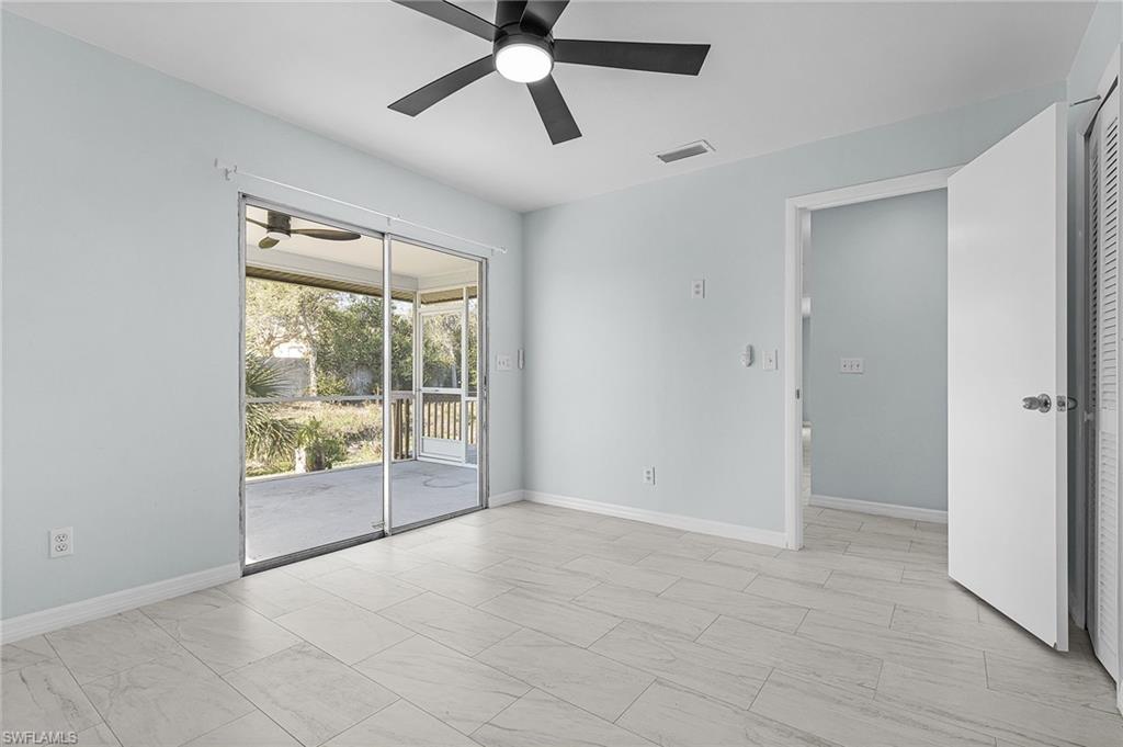 SAN CARLOS PARK - Residential