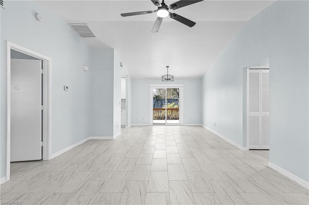 SAN CARLOS PARK - Residential