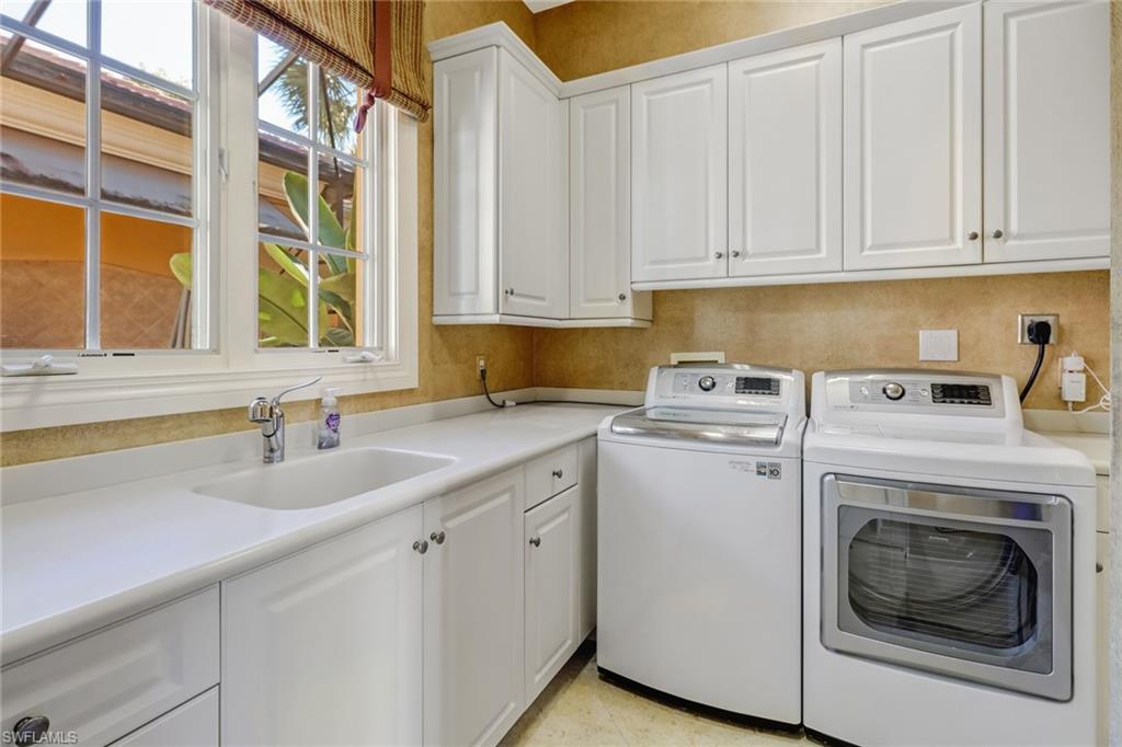 QUAIL WEST - Residential