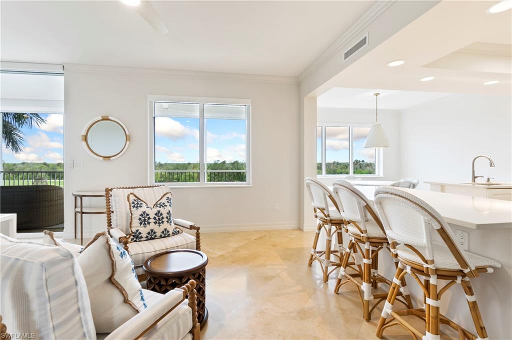 4761 West Bay BLVD 203