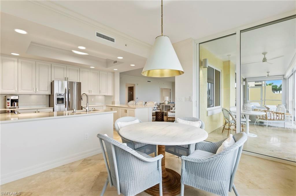 4761 West Bay BLVD 203