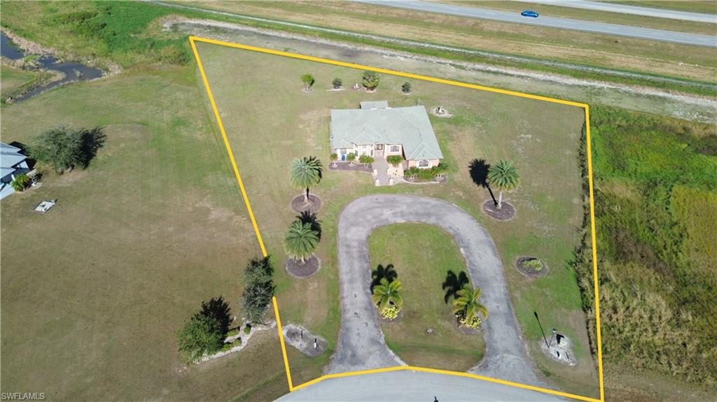 LABELLE ESTATES - Residential