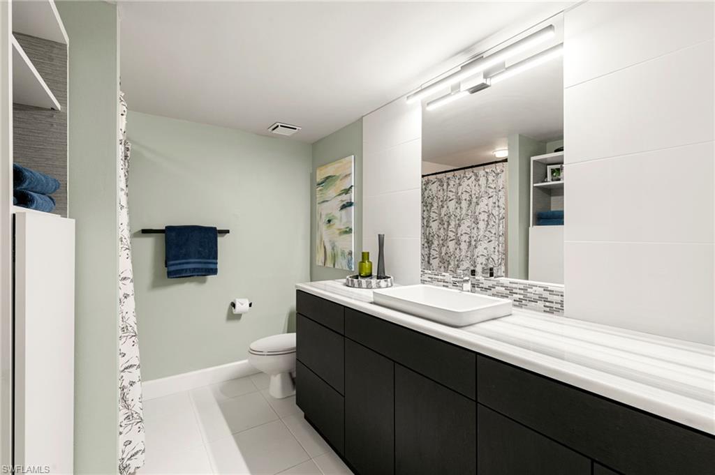 VILLAGES AT EMERALD LAKES - Residential