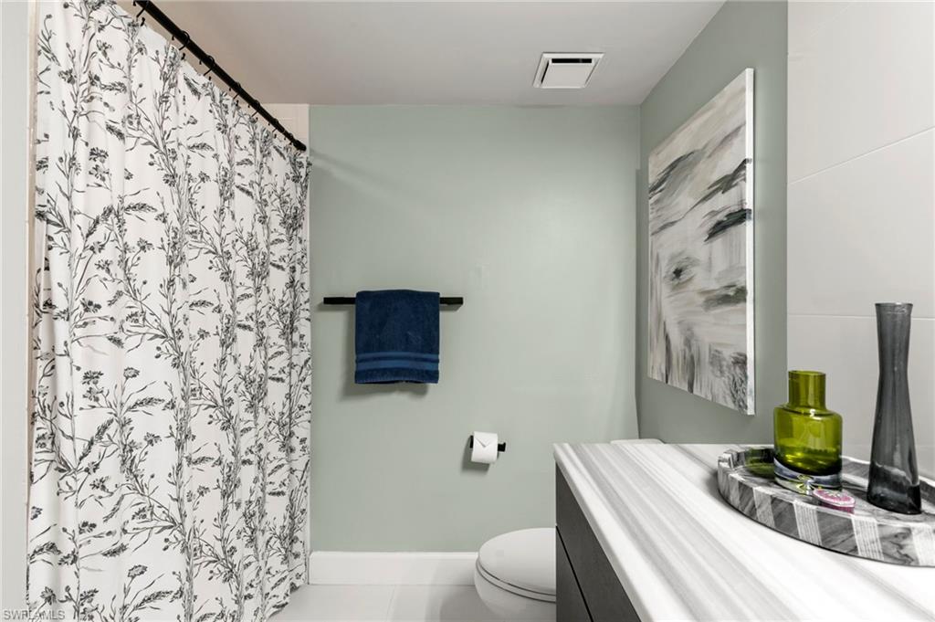 VILLAGES AT EMERALD LAKES - Residential