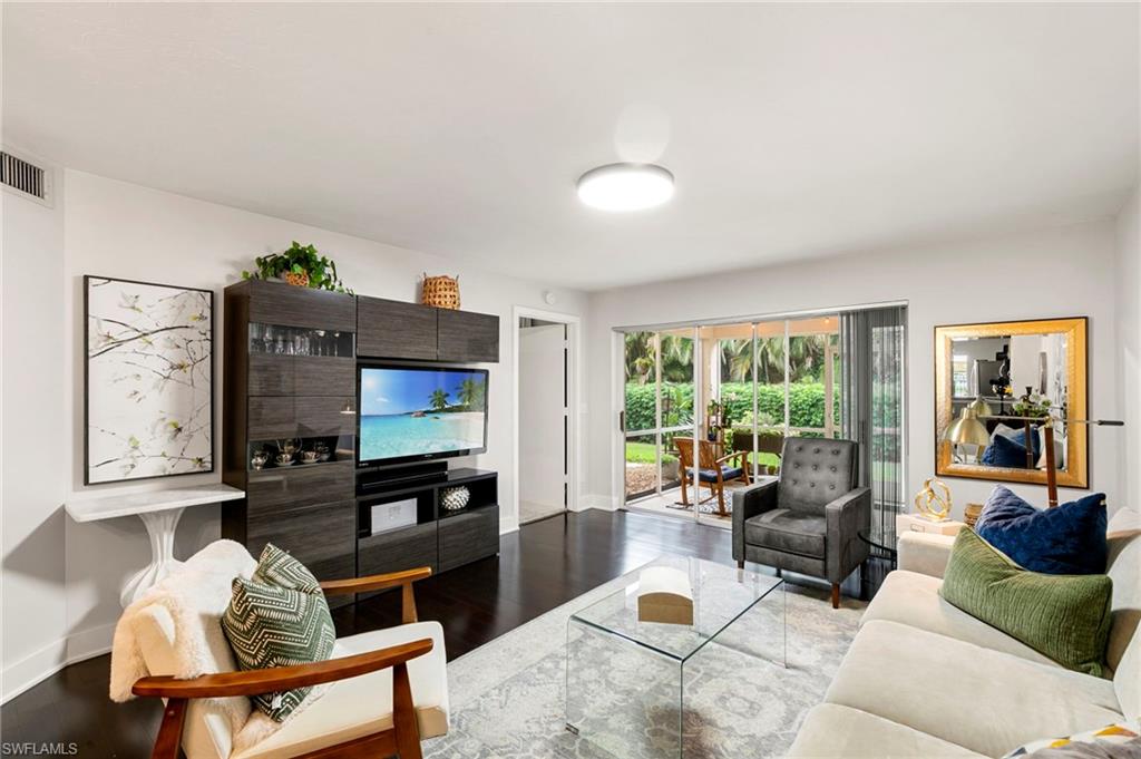 VILLAGES AT EMERALD LAKES - Residential