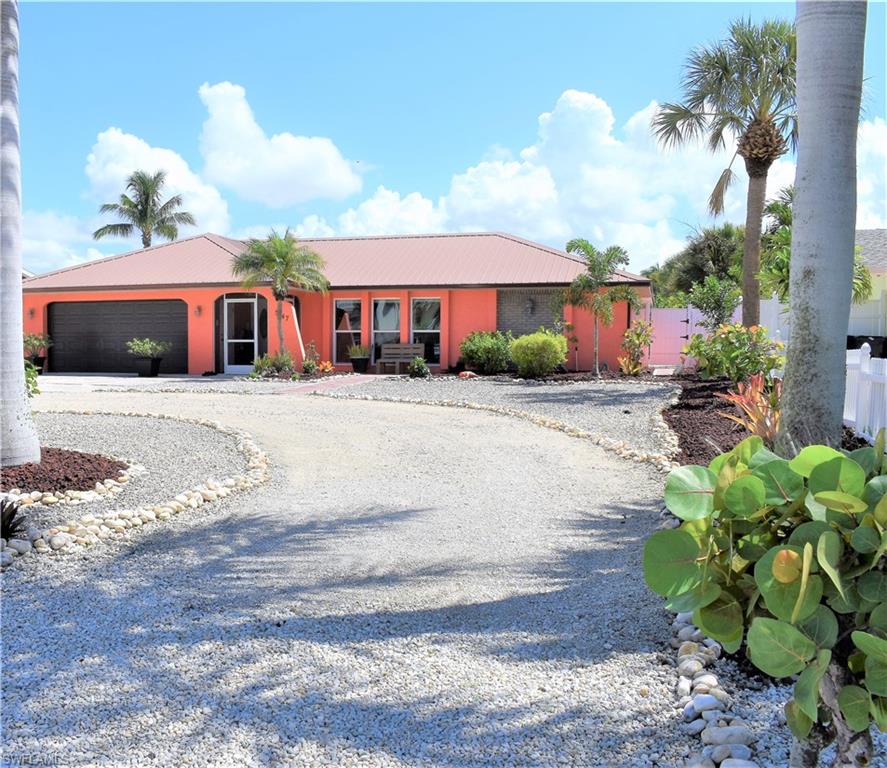 HOLIDAY HEIGHTS - Residential