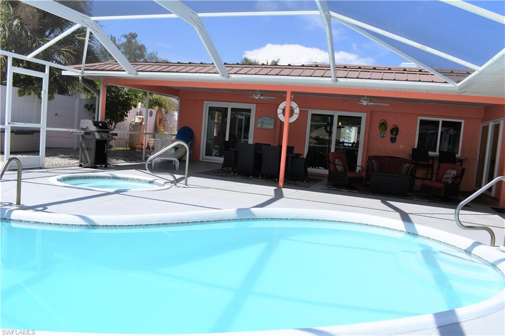 HOLIDAY HEIGHTS - Residential