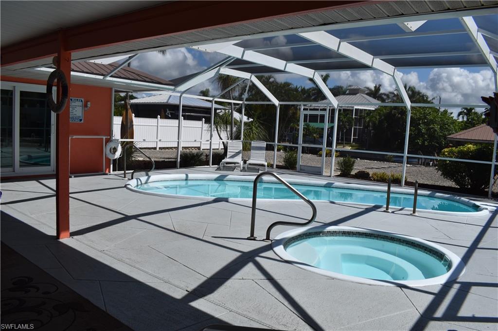 HOLIDAY HEIGHTS - Residential