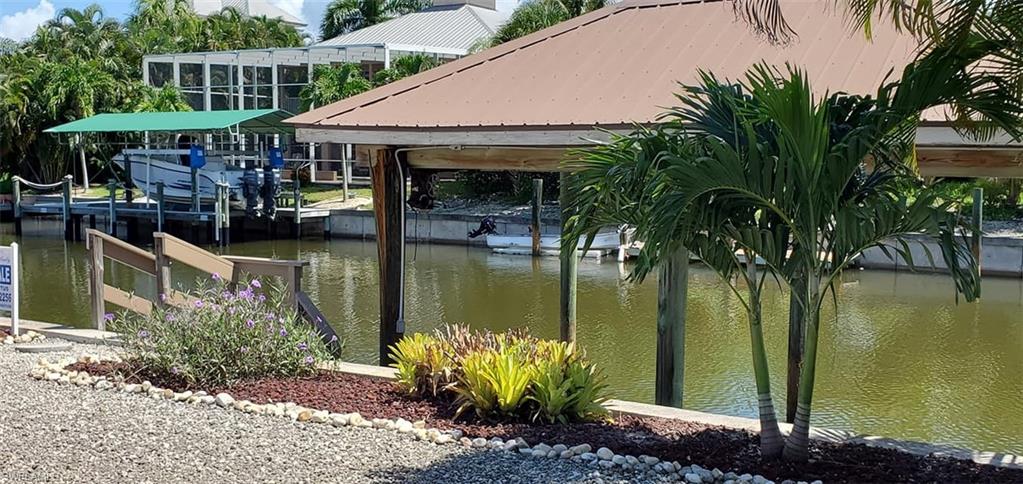 HOLIDAY HEIGHTS - Residential