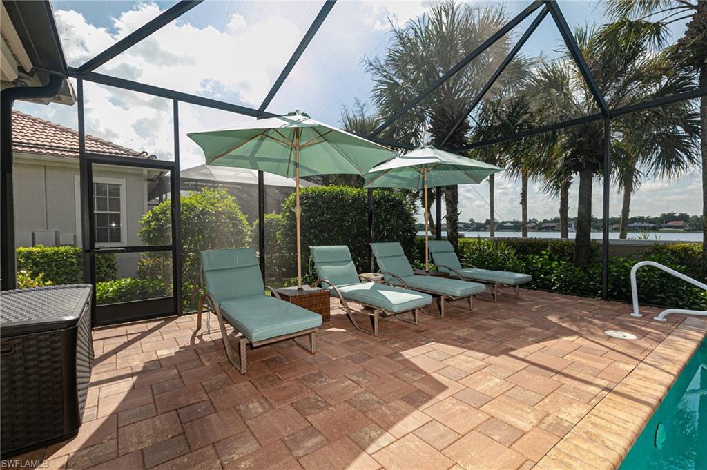 EMERSON SQUARE - Residential