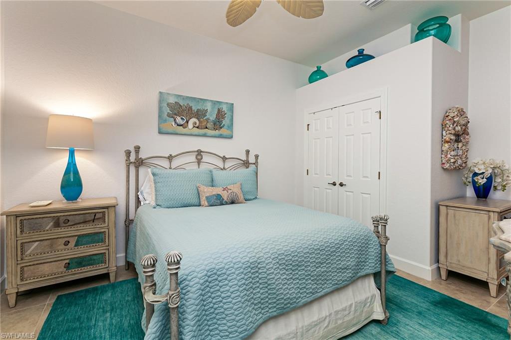 EMERSON SQUARE - Residential