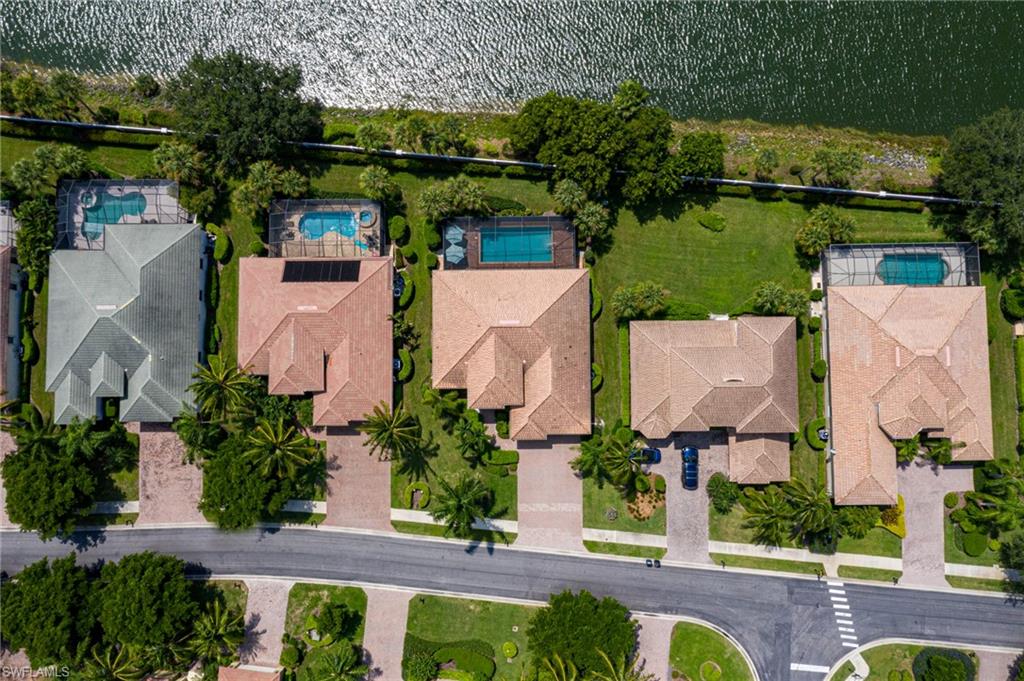 EMERSON SQUARE - Residential