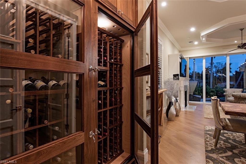 ROYAL HARBOR - Residential