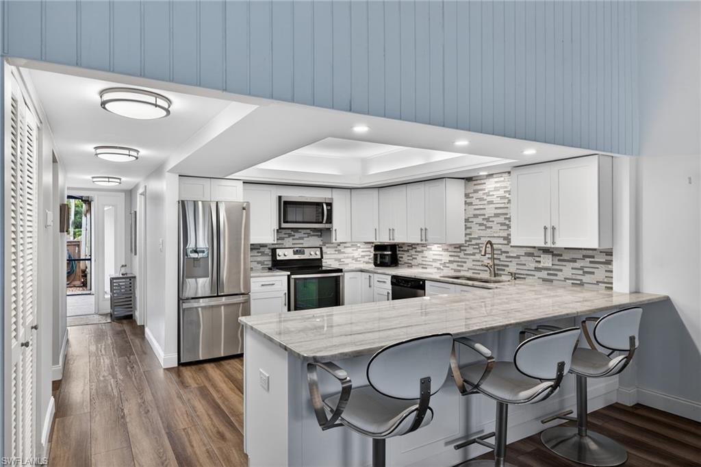 WINDJAMMER VILLAGE AT THE LAND - Residential