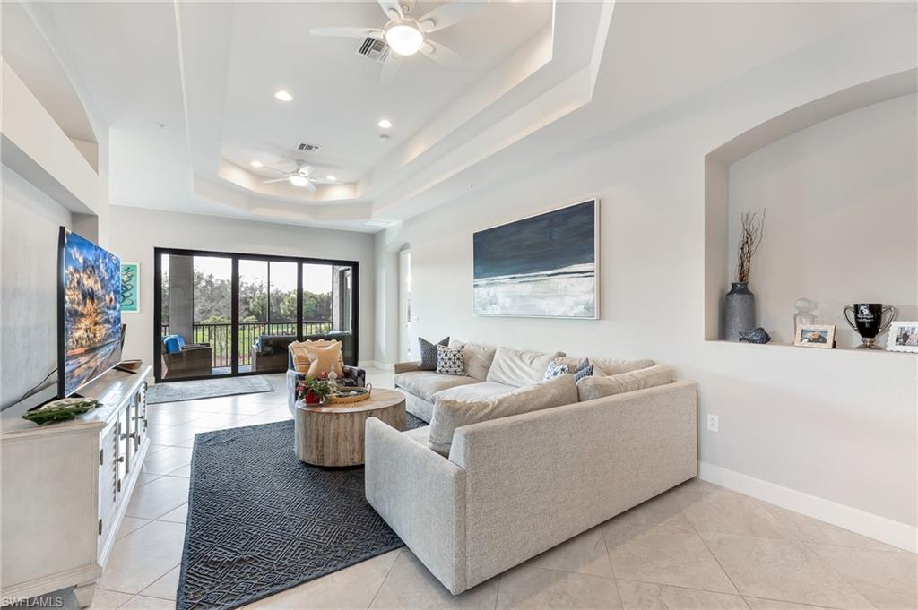 12058 Covent Garden CT 1203