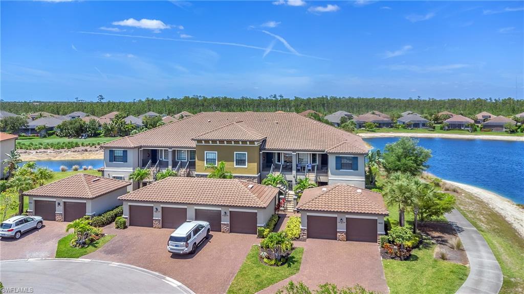 ESPLANADE - Residential