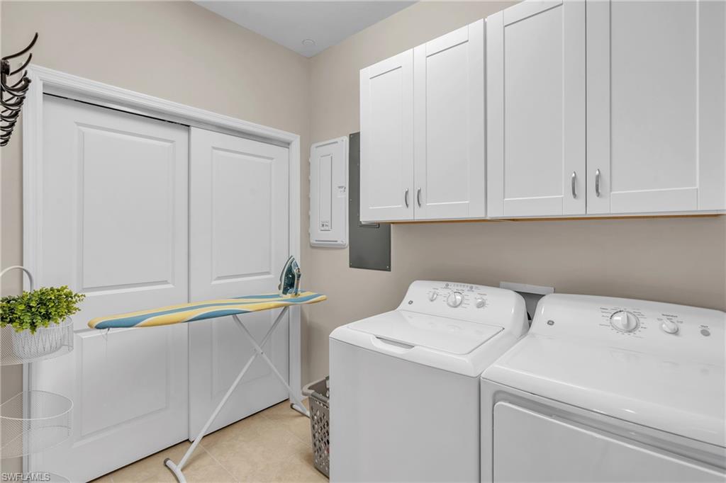 ESPLANADE - Residential