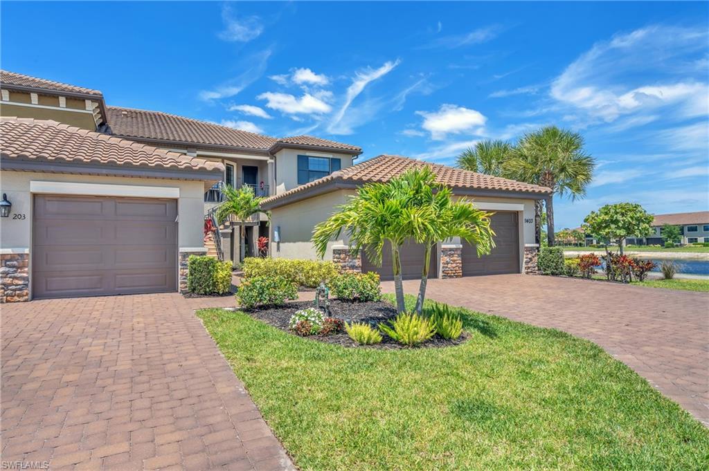 ESPLANADE - Residential