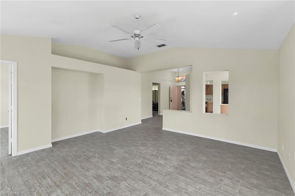 EVENINGSTAR CAY - Residential