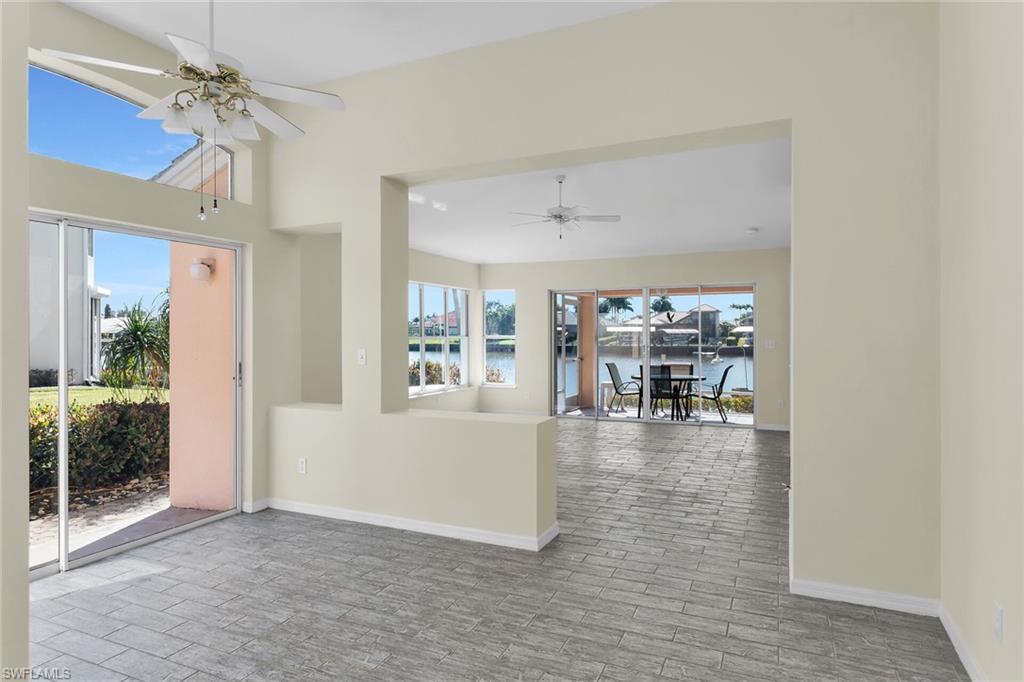 EVENINGSTAR CAY - Residential