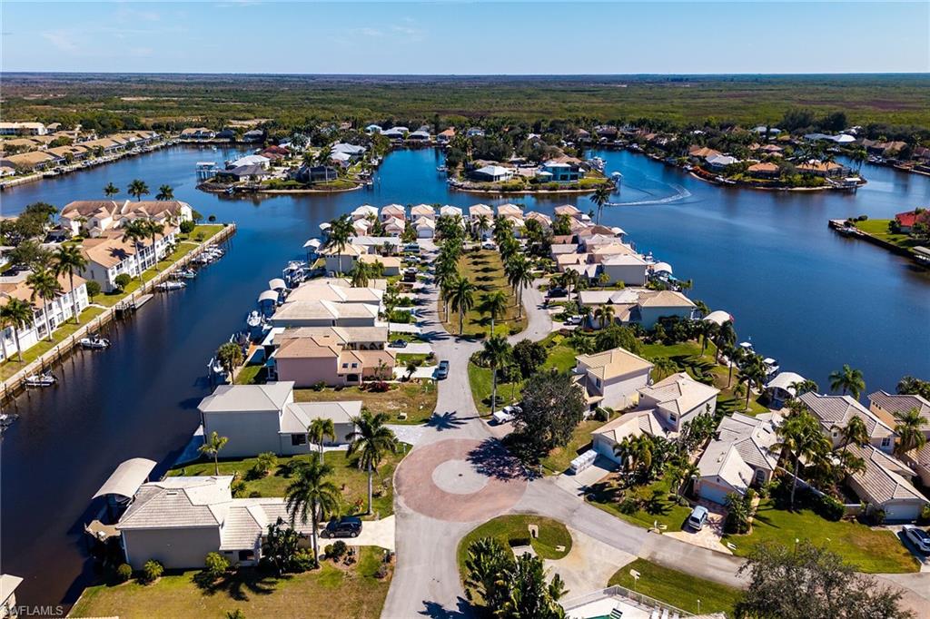 EVENINGSTAR CAY - Residential