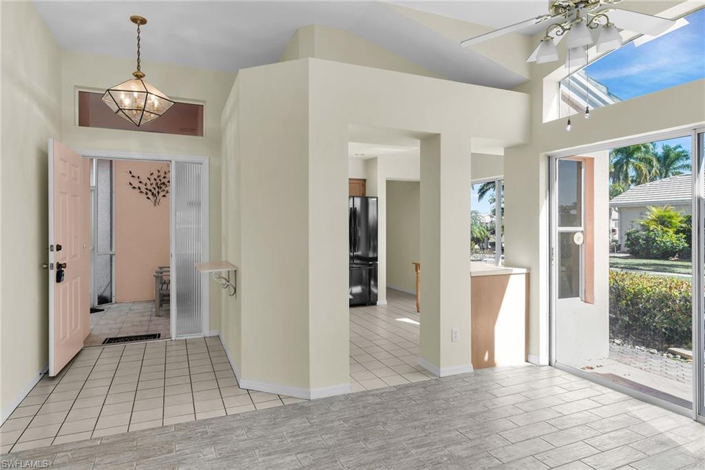 EVENINGSTAR CAY - Residential