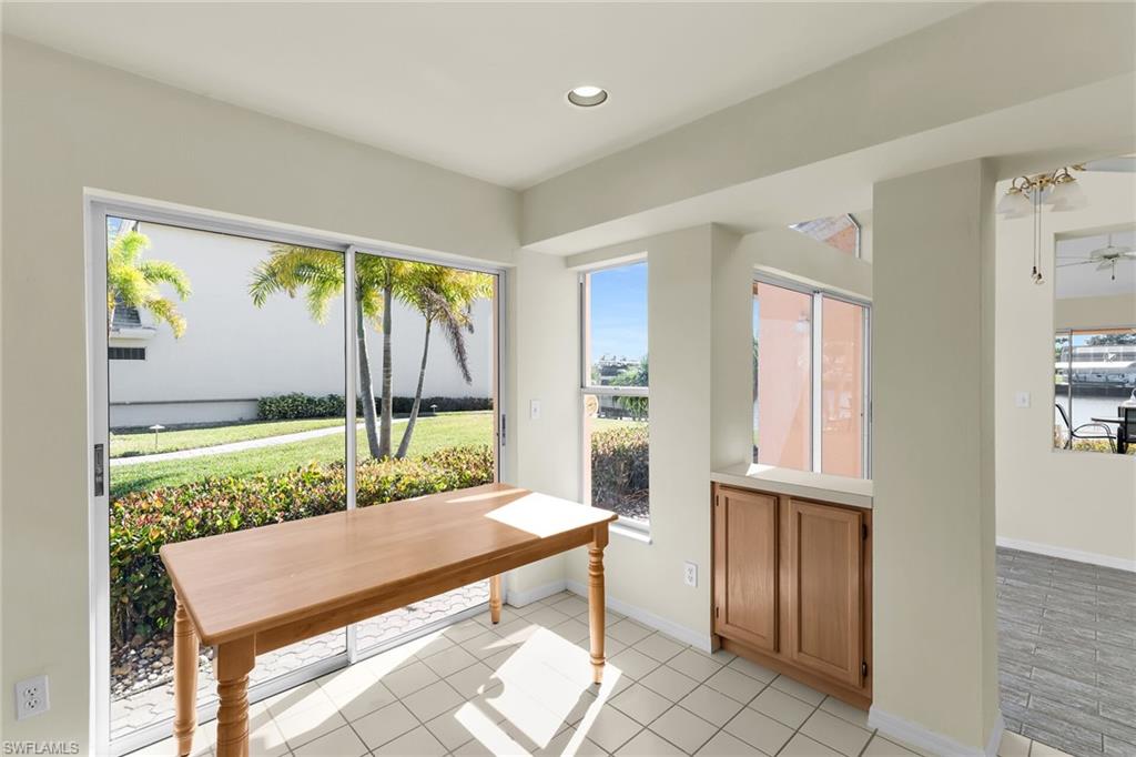 EVENINGSTAR CAY - Residential