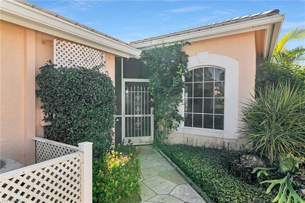 Photo of 148 Eveningstar Cay, NAPLES, FL 34114 (MLS # 226005515)