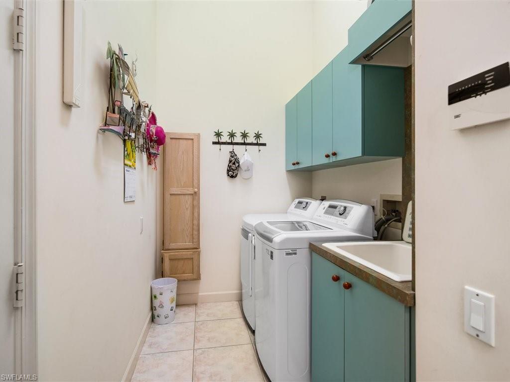 MARCO ISLAND - Residential