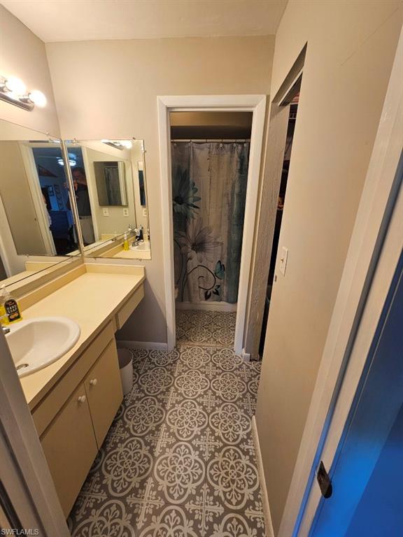 PARKWOOD VILLAS - Residential