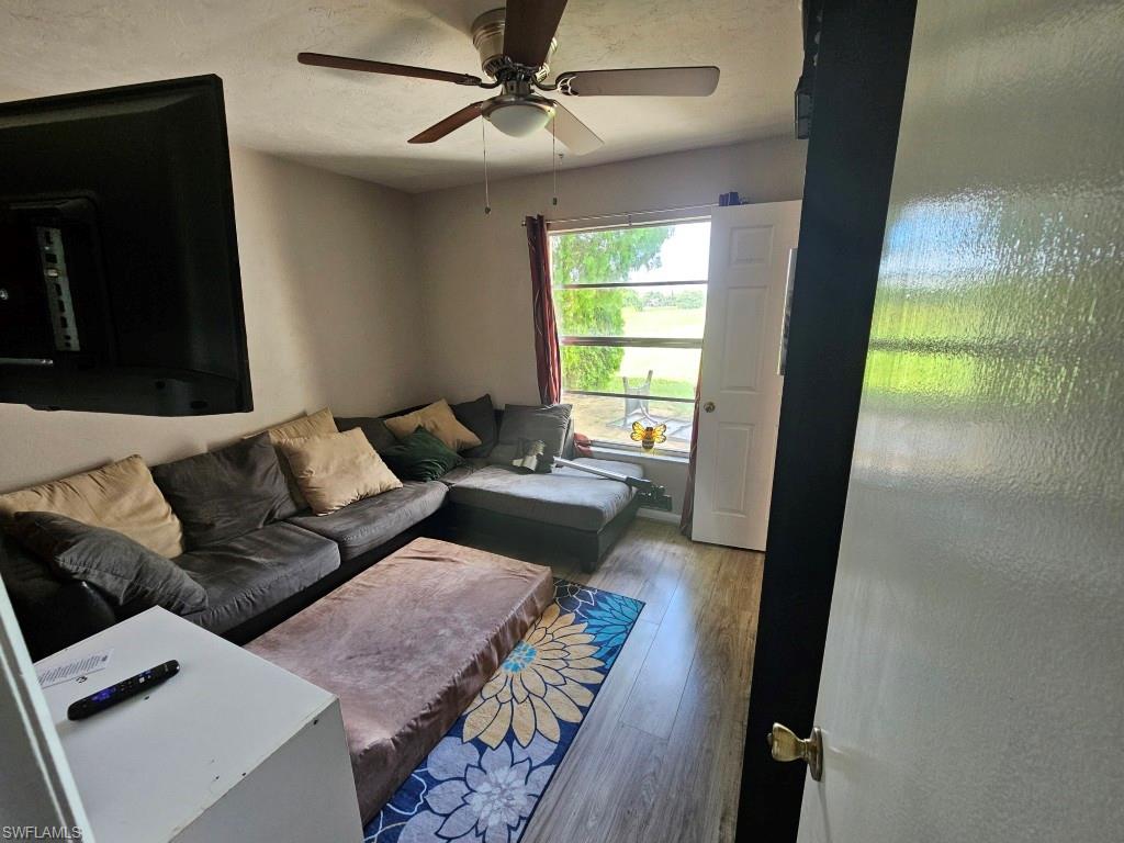 PARKWOOD VILLAS - Residential