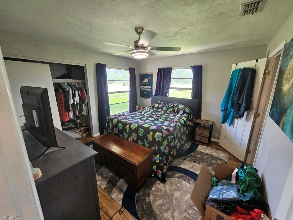 PARKWOOD VILLAS - Residential